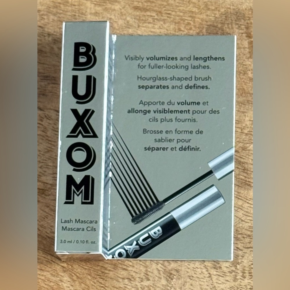NIB Buxom Lash Mascara in Classic Black